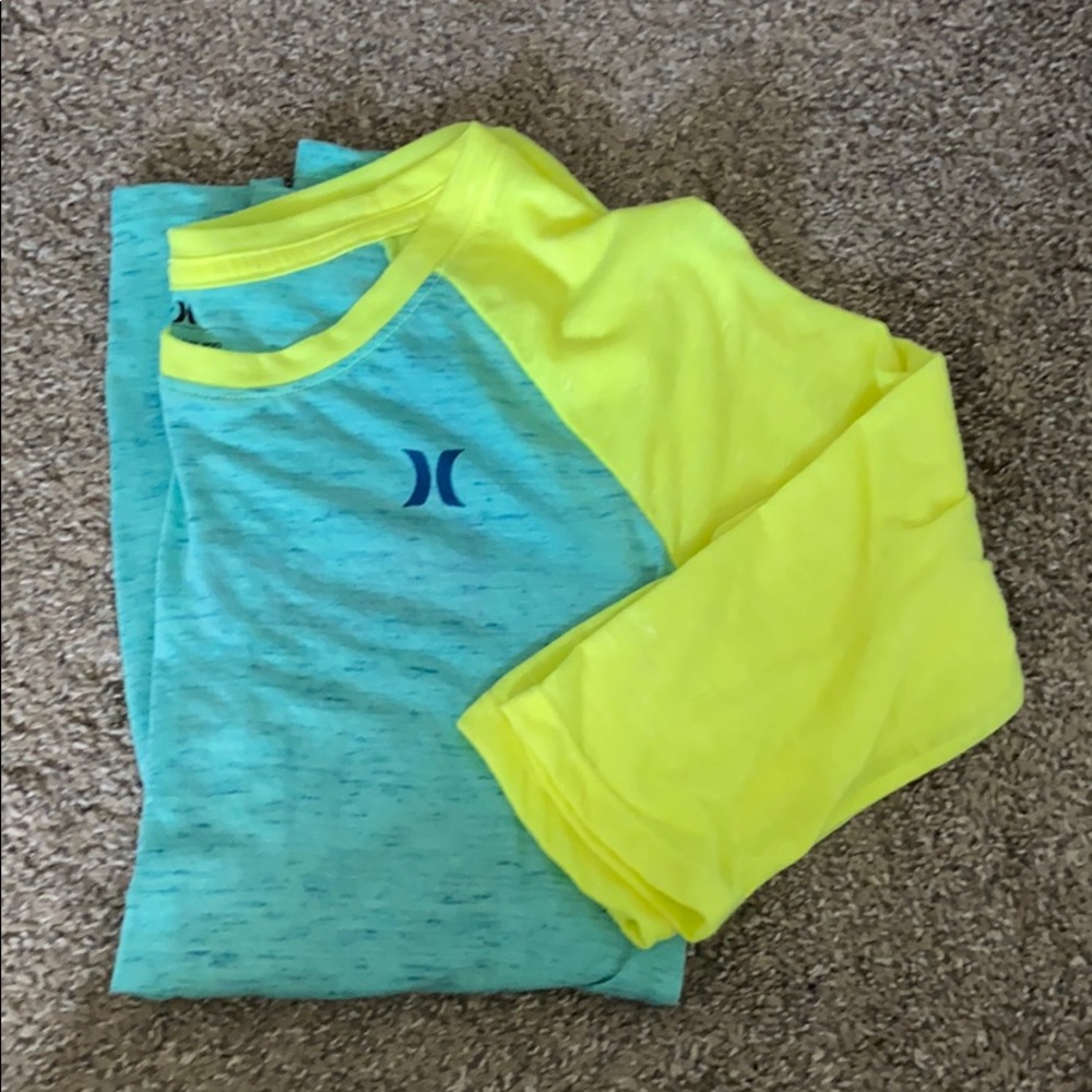 Women’s Hurley shirt